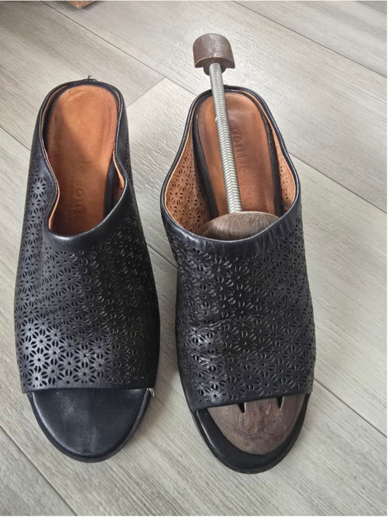 Gentle Souls by Kenneth Cole Shoes - Gentle Souls by Kenneth Cole Black Perforated Mules Siz 8.5